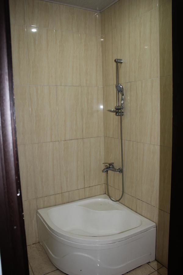 Отель Hotel Kazbegi Батуми