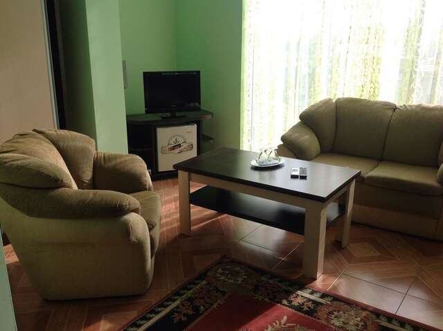 Отель Hotel Kazbegi Батуми-30