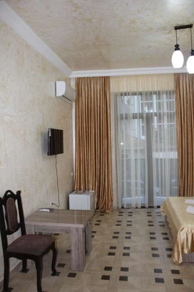 Отель Hotel Kazbegi Батуми-32